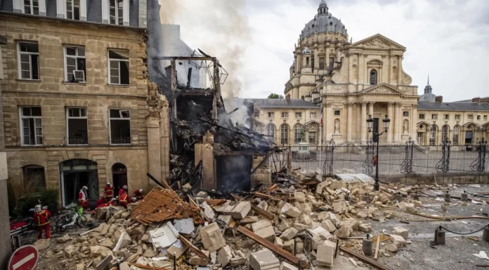 Body found in rubble six days after explosion, fire at Paris building