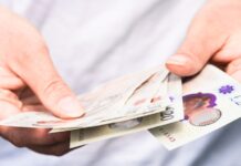 Leap in basic wage growth to 7.2% boosts household spending power