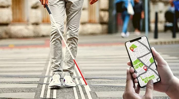 This app uses AR, ‘3D sound’ and a camera to guide blind people around big cities