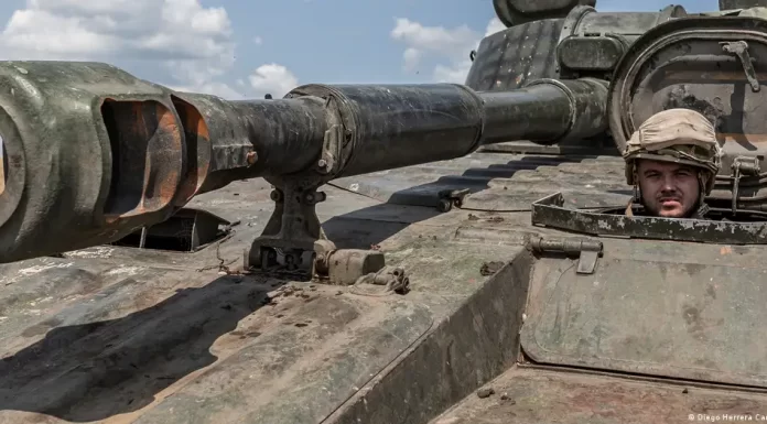 EU foreign ministers discuss Ukraine military aid proposal