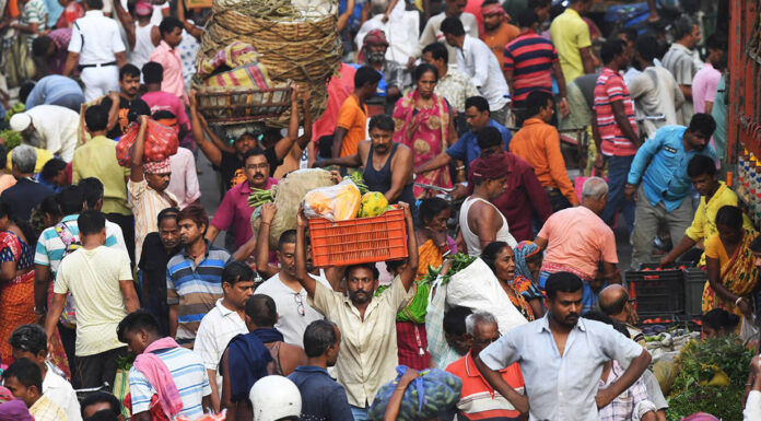 Unlike China, India Cannot Be an Economic Superpower