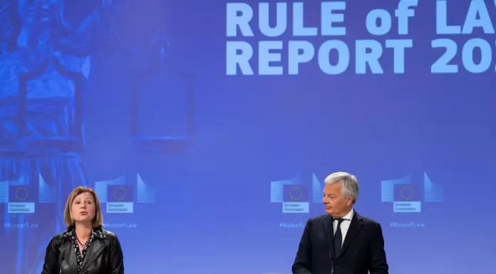 Rule of law: EU reprimands Poland and Hungary