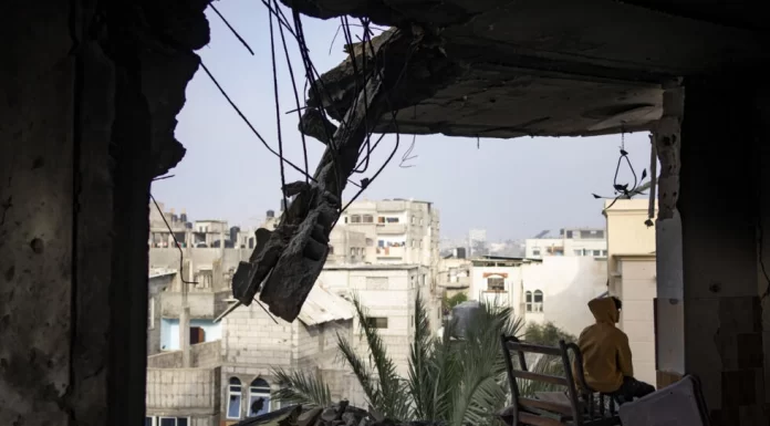 Dozens killed in Israeli air strikes on Rafah ahead of ground assault