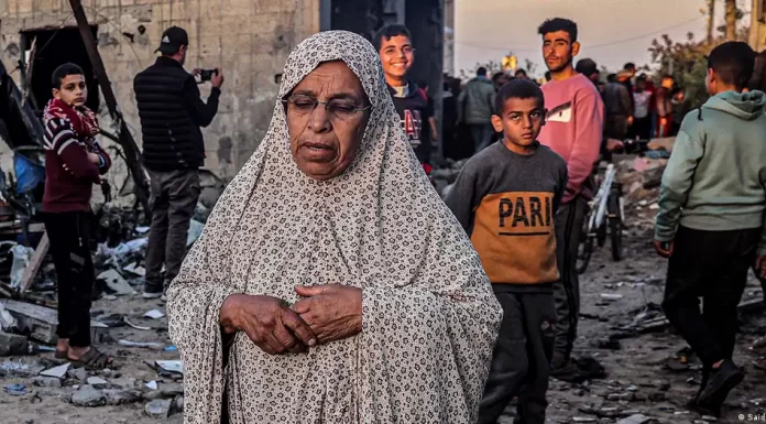 Israel-Hamas war: Biden urges plan to protect Rafah refugees