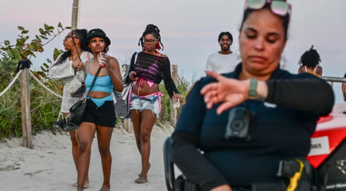 Miami Beach cracks down on Spring Break party excess