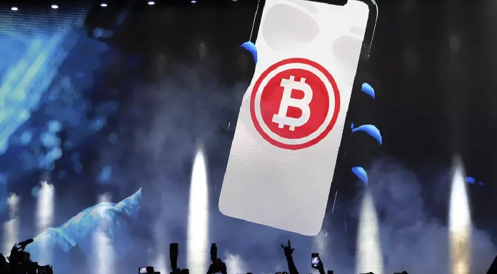 Stocks mixed as Bitcoin jumps over $60,000 for first time since 2021