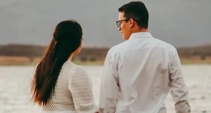 American entrepreneur gives monthly shopping allowance of Rs 8 lakh to his wife – News18