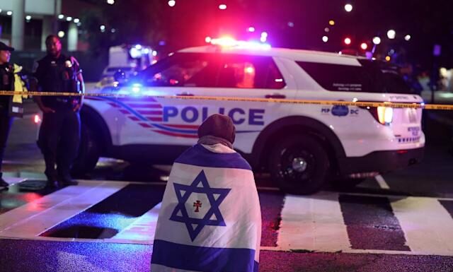 Two Israeli embassy staff shot dead in Washington DC