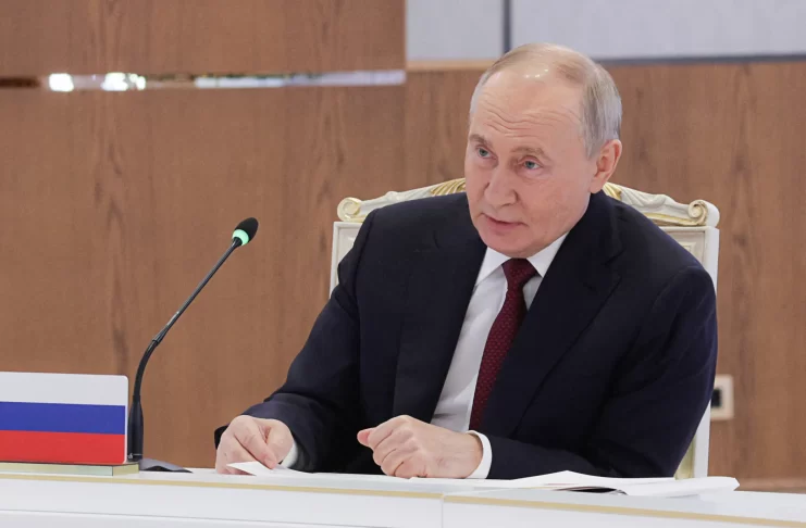 Putin’s Soviet Missiles Behind Ukraine Attacks? Russia’s Old Arms Make Comeback | Firstpost America